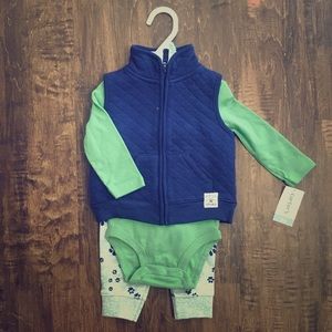NWT 6 mo three piece set